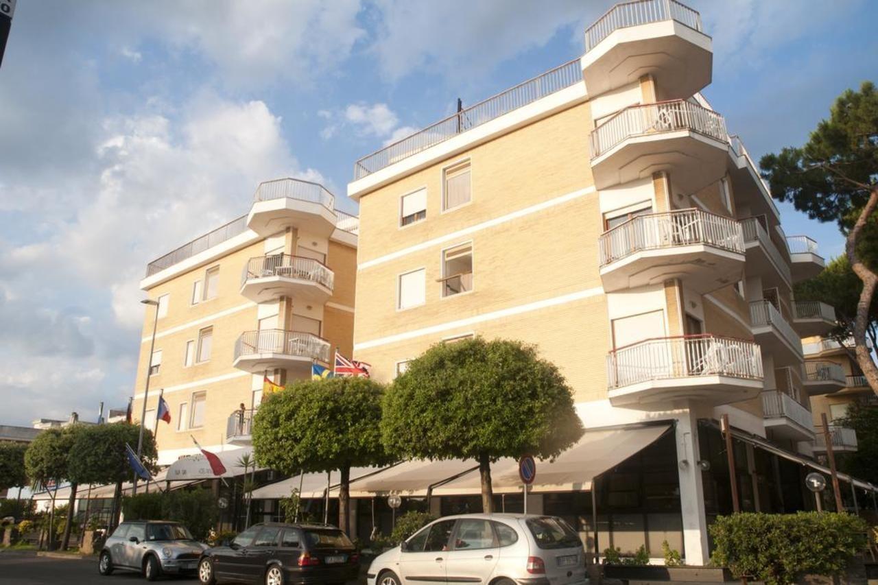 Residence Riva Gaia Terracina Dış mekan fotoğraf